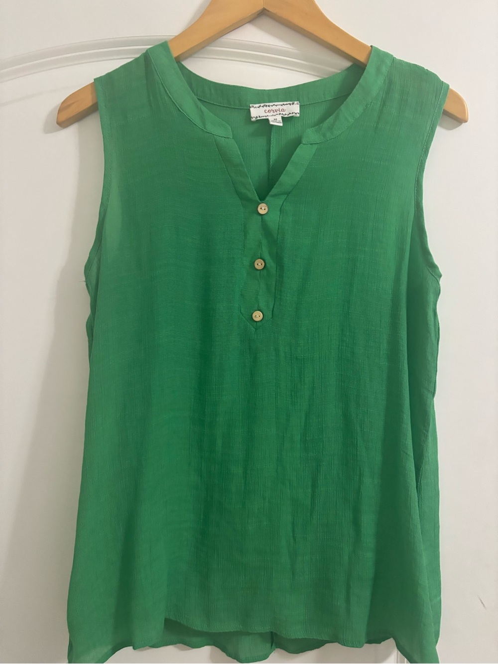 Sleeveless Green Button-Front Women's Top